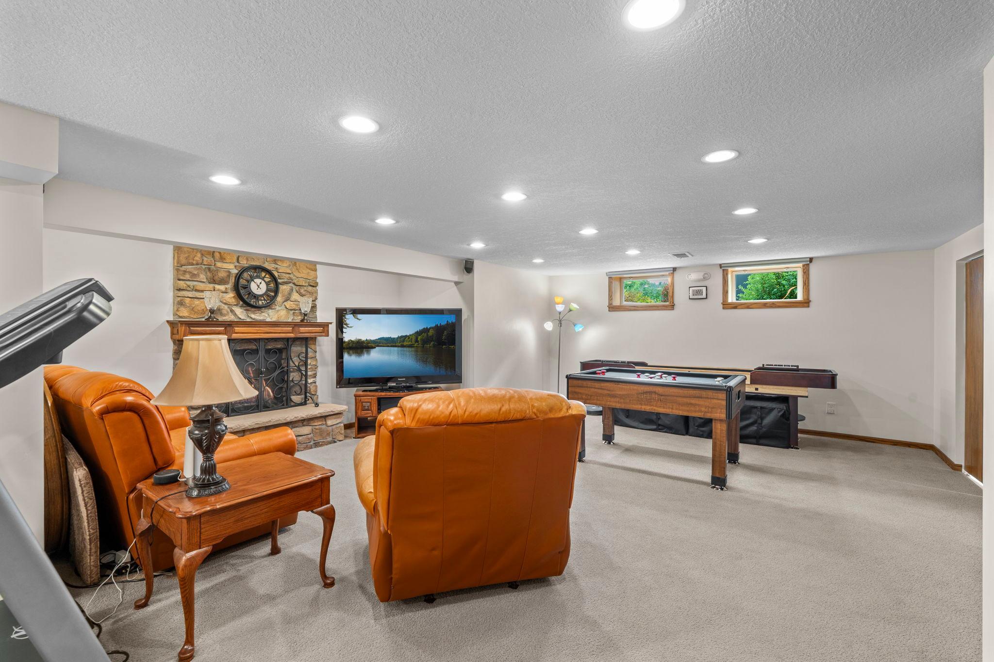 View of Residential at 4102 Grimes Avenue, Edina MN 55416, Edina (34 of 61) - Mike Wilen | Minnesota Team Real Estate