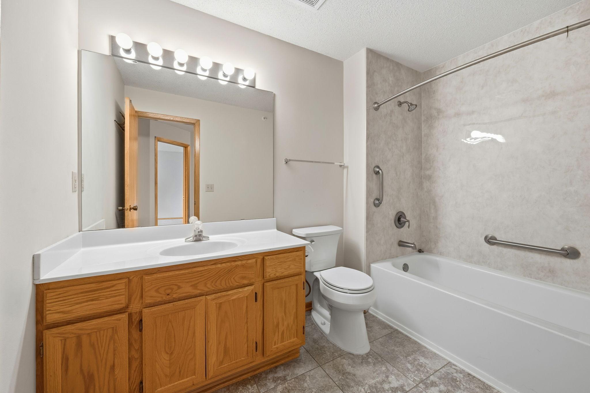 View of Residential at 2280 Ranchview Lane #27, Plymouth MN 55447, Plymouth (21 of 23) - Mike Wilen | Minnesota Team Real Estate