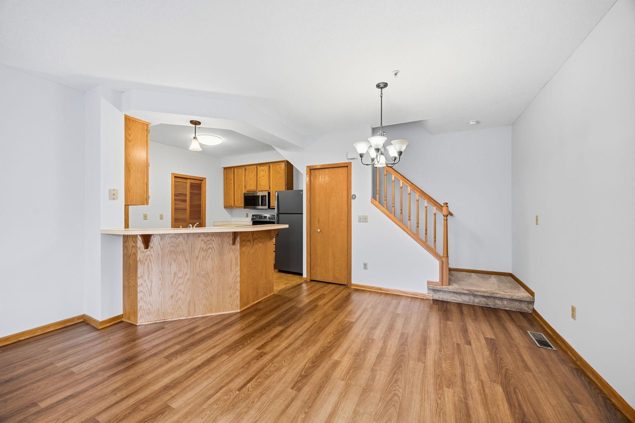 View of Residential at 2280 Ranchview Lane #27, Plymouth MN 55447, Plymouth (11 of 23) - Mike Wilen | Minnesota Team Real Estate