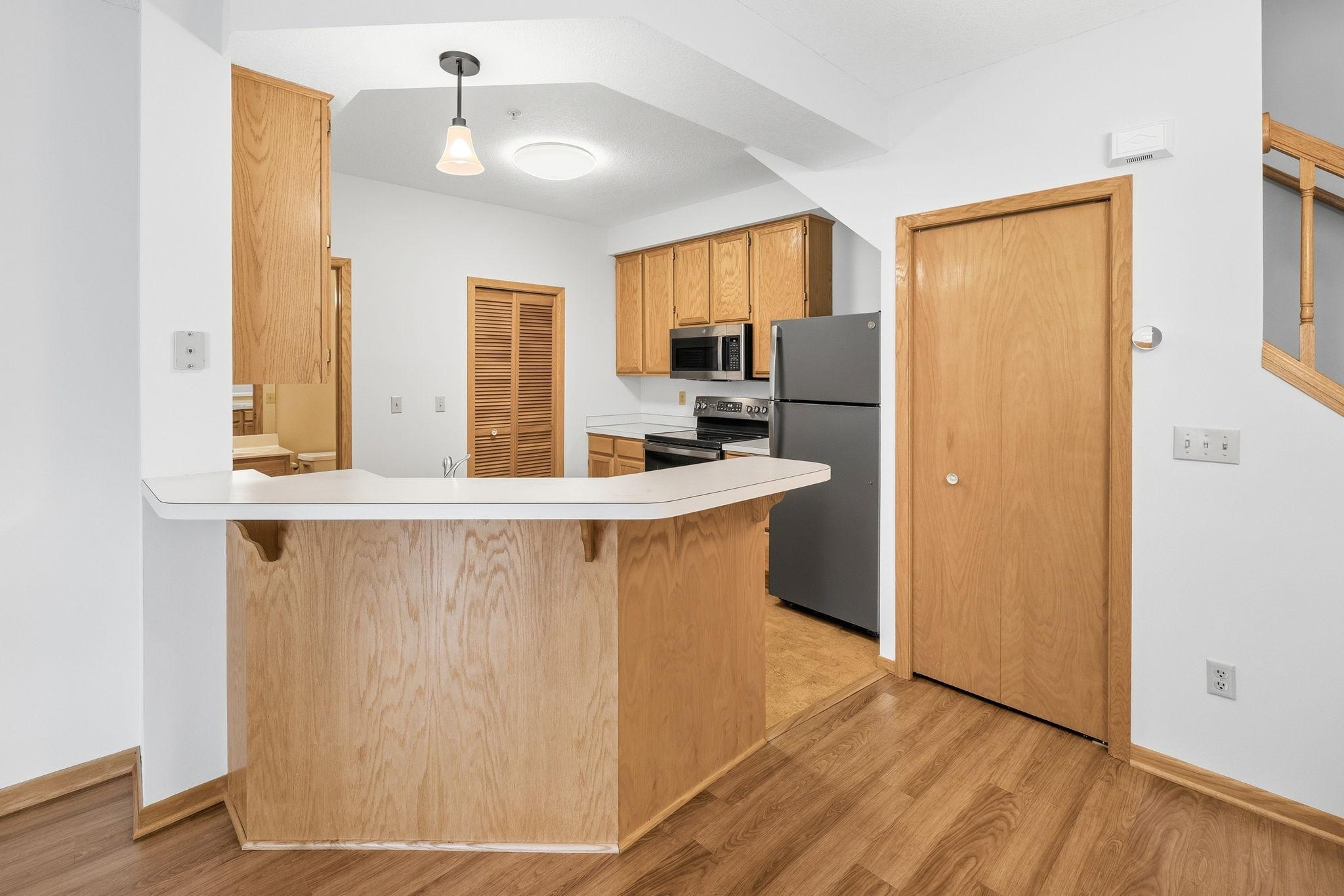 View of Residential at 2280 Ranchview Lane #27, Plymouth MN 55447, Plymouth (9 of 23) - Mike Wilen | Minnesota Team Real Estate