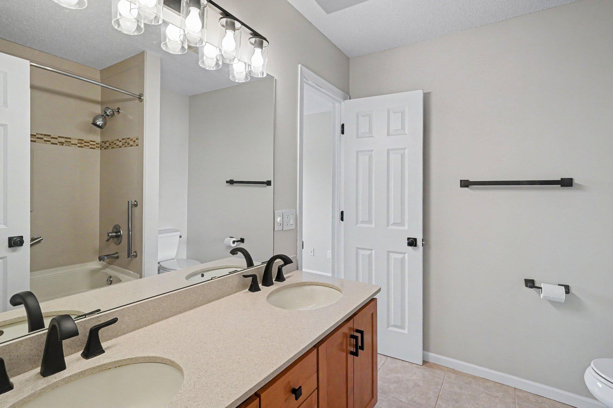 View of Residential at 679 Woodduck Drive #H, Woodbury MN 55125, Woodbury (18 of 24) - Mike Wilen | Minnesota Team Real Estate
