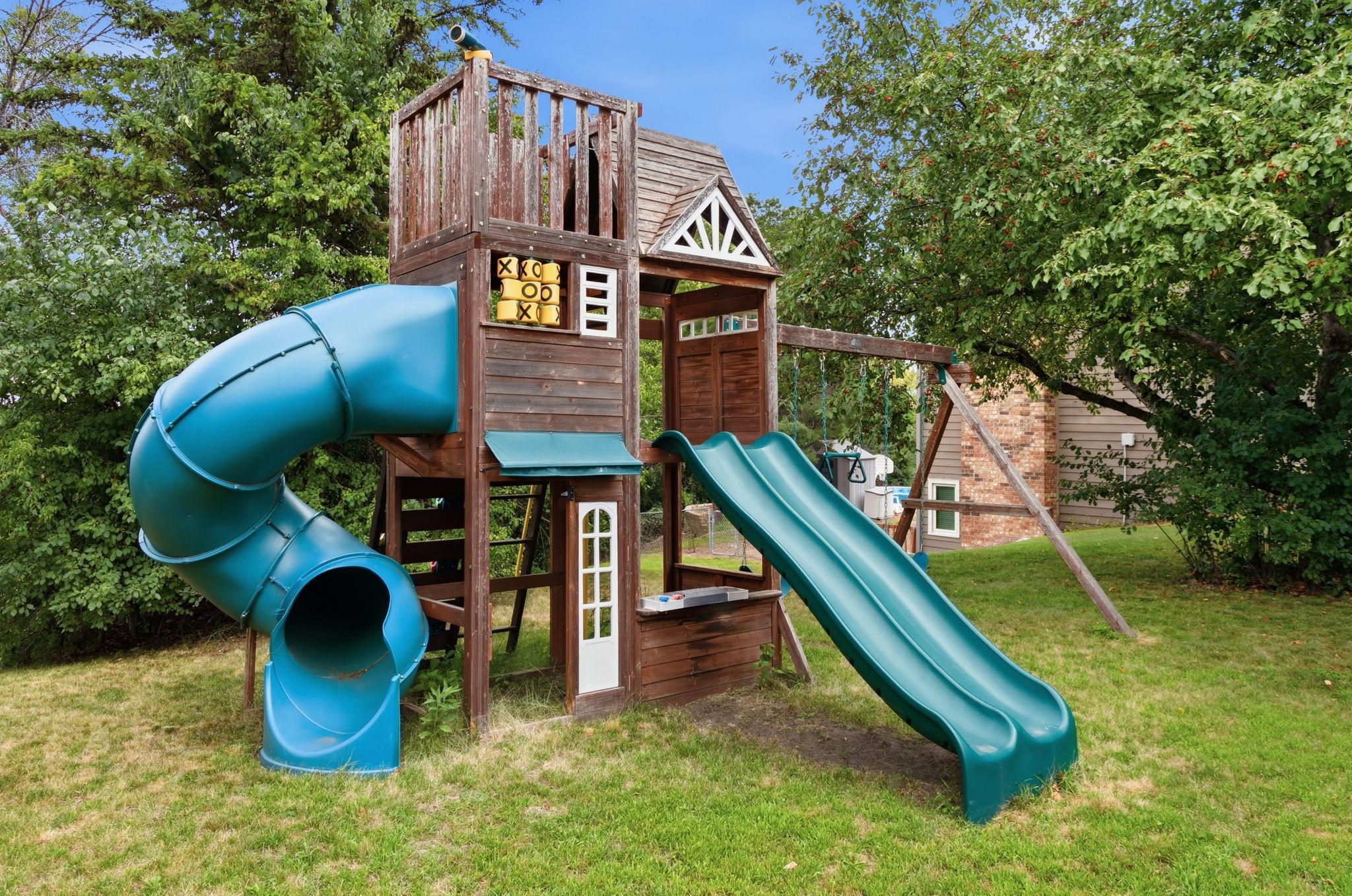 View of Residential at 1467 Kings Crest, Eagan MN 55122, Eagan (53 of 56) - Mike Wilen | Minnesota Team Real Estate