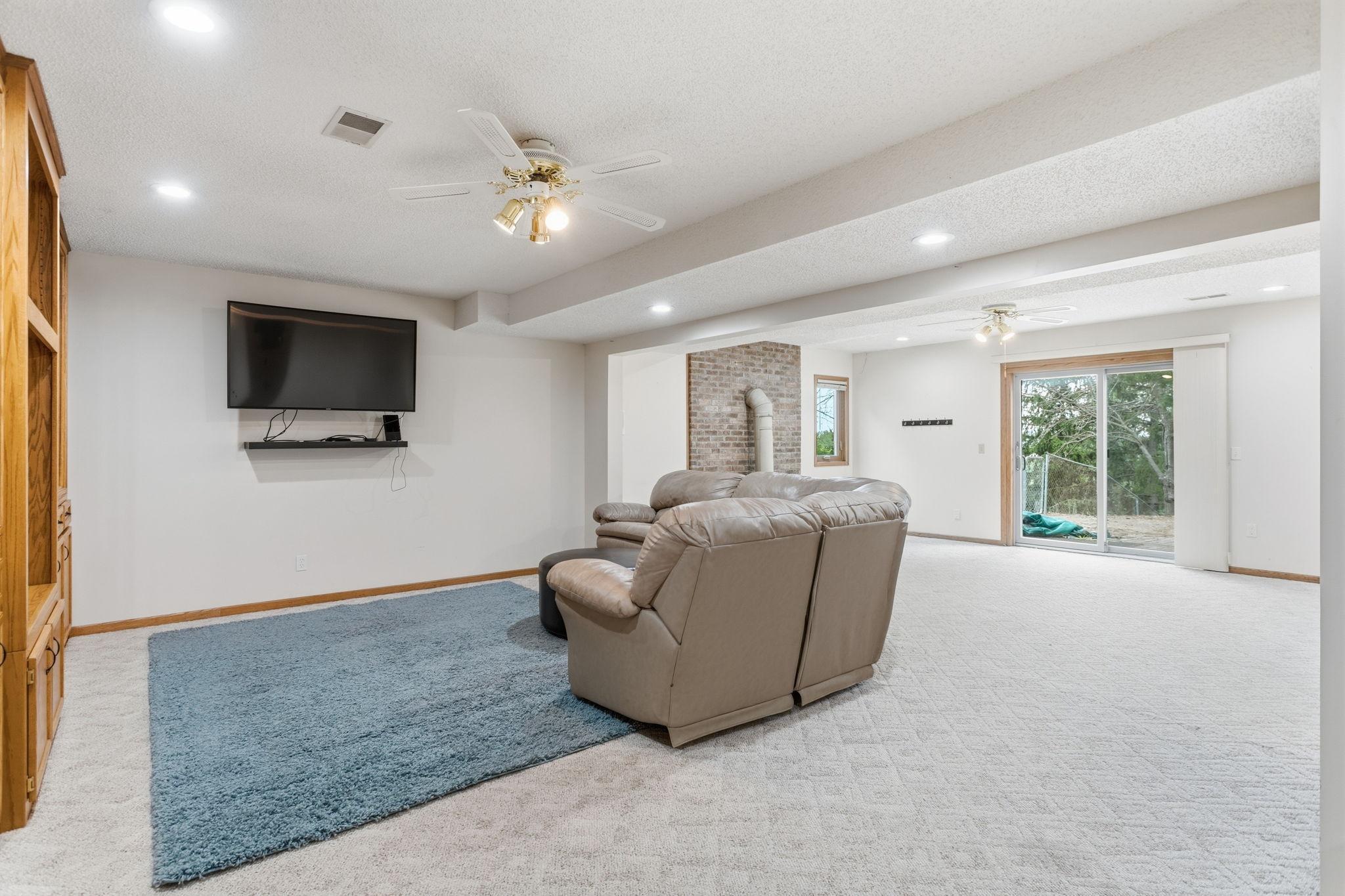 View of Residential at 1467 Kings Crest, Eagan MN 55122, Eagan (38 of 56) - Mike Wilen | Minnesota Team Real Estate