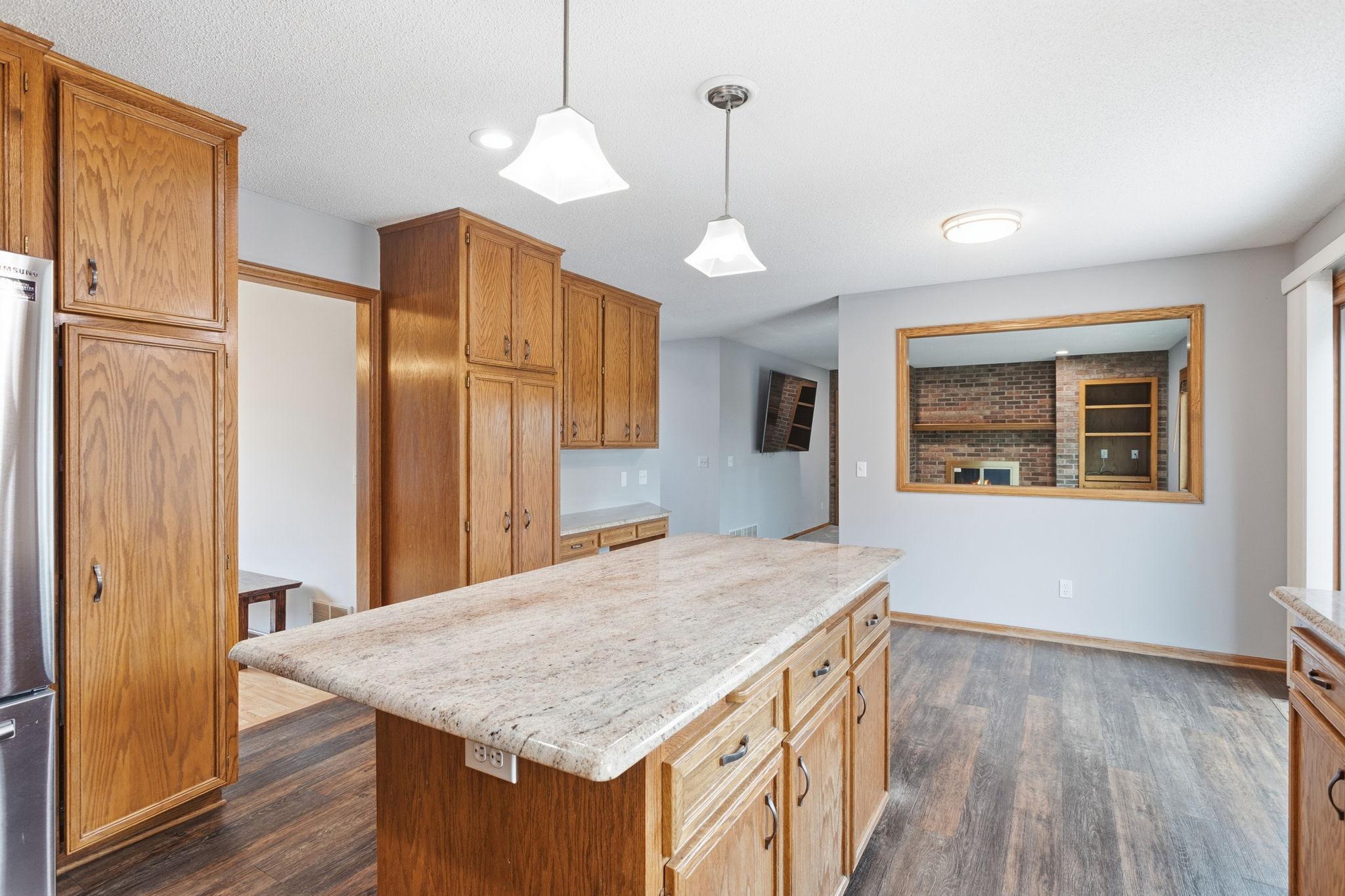 View of Residential at 1467 Kings Crest, Eagan MN 55122, Eagan (28 of 56) - Mike Wilen | Minnesota Team Real Estate