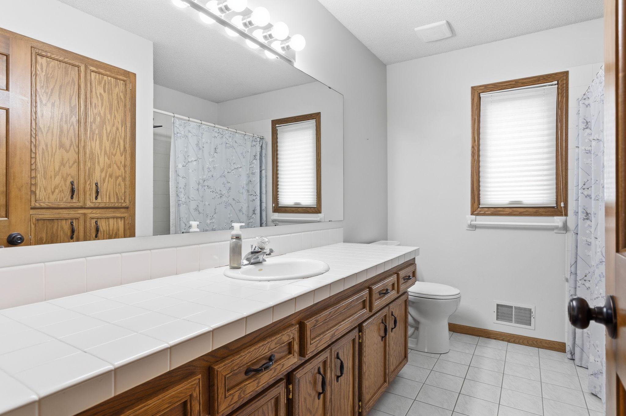 View of Residential at 1467 Kings Crest, Eagan MN 55122, Eagan (14 of 56) - Mike Wilen | Minnesota Team Real Estate