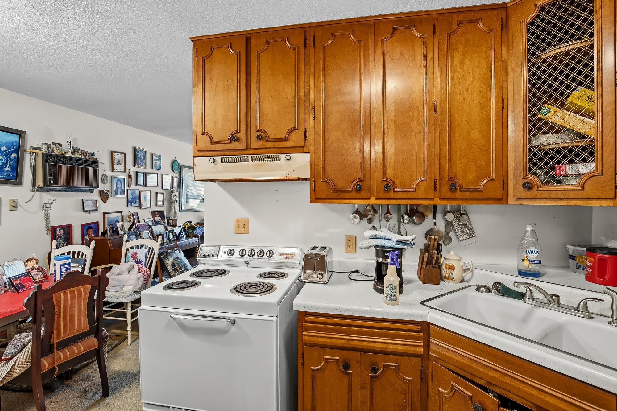 View of Residential Income at 1635 Dayton Avenue, Saint Paul MN 55104, Saint Paul (47 of 53) - Mike Wilen | Minnesota Team Real Estate