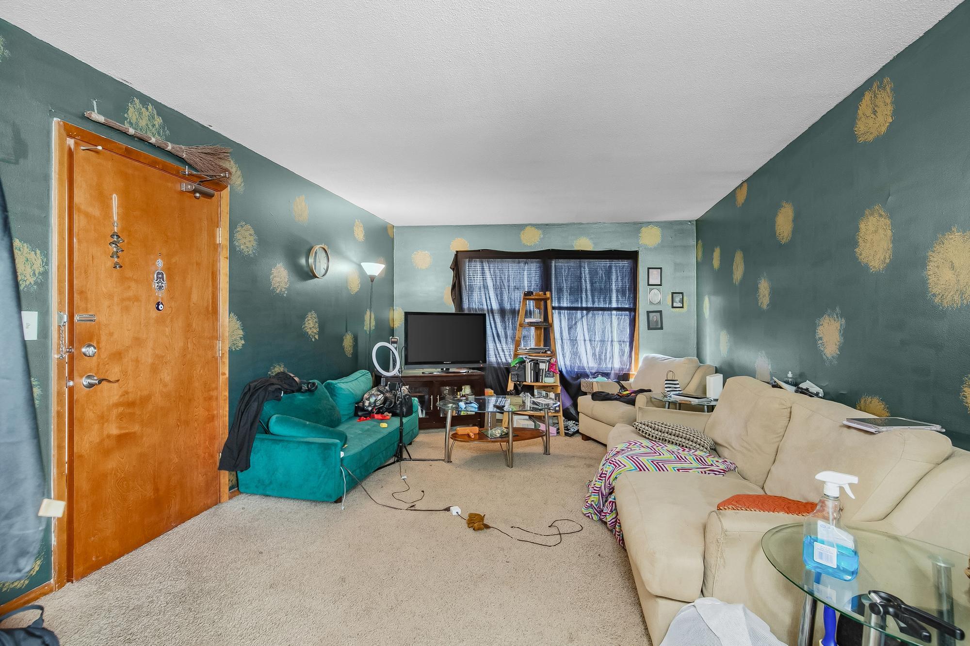 View of Residential Income at 1635 Dayton Avenue, Saint Paul MN 55104, Saint Paul (38 of 53) - Mike Wilen | Minnesota Team Real Estate