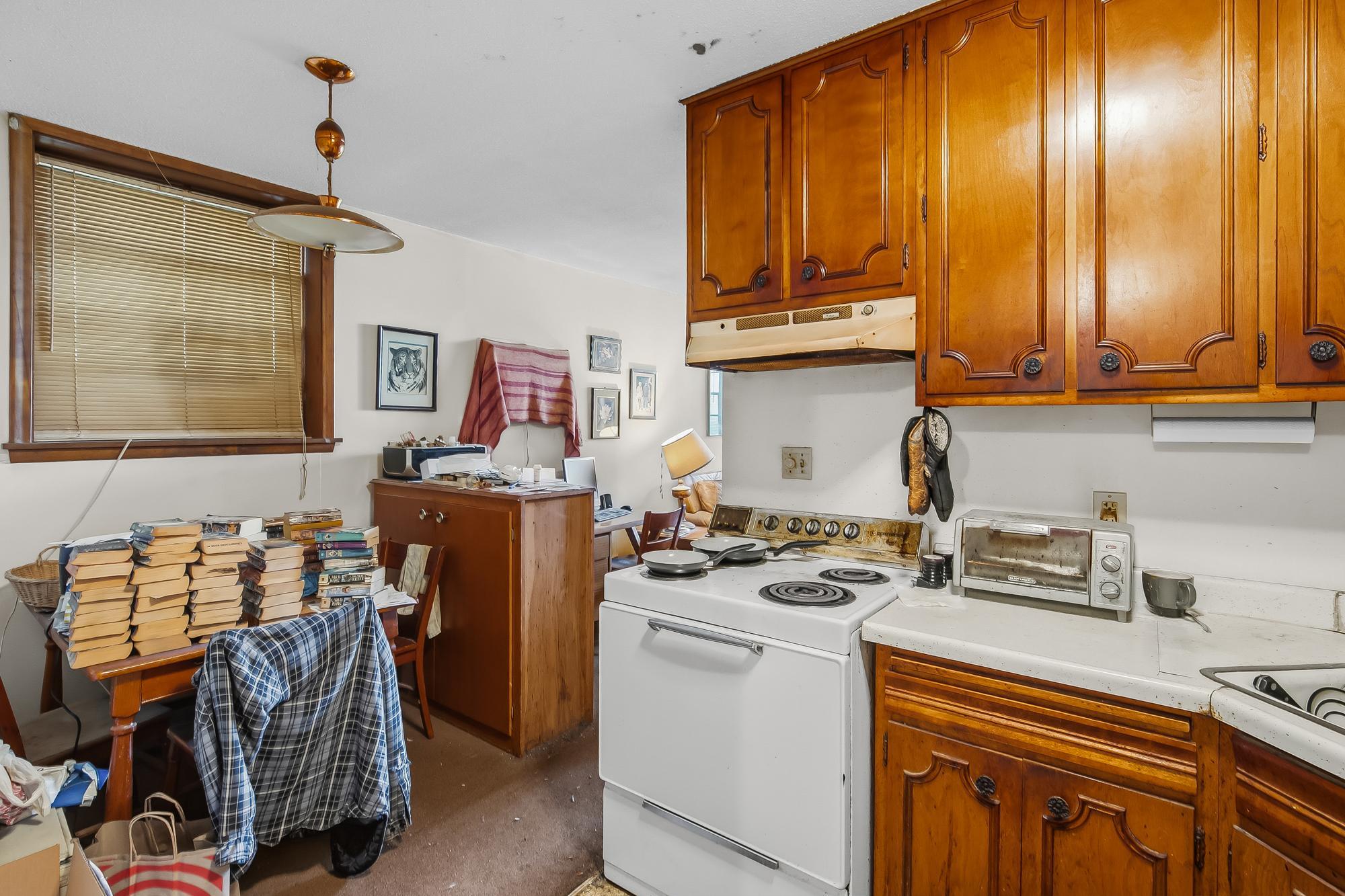 View of Residential Income at 1635 Dayton Avenue, Saint Paul MN 55104, Saint Paul (27 of 53) - Mike Wilen | Minnesota Team Real Estate