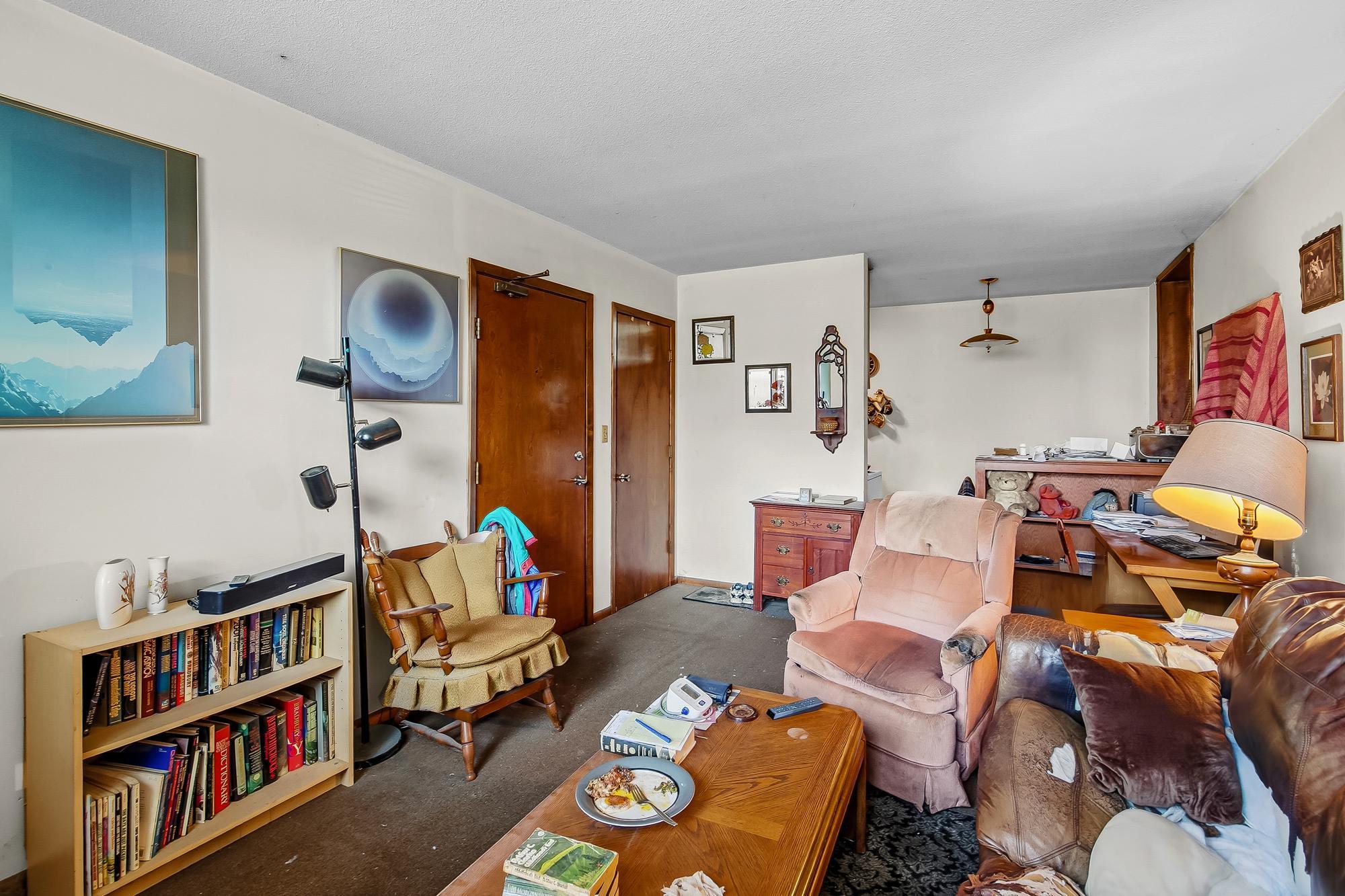 View of Residential Income at 1635 Dayton Avenue, Saint Paul MN 55104, Saint Paul (23 of 53) - Mike Wilen | Minnesota Team Real Estate