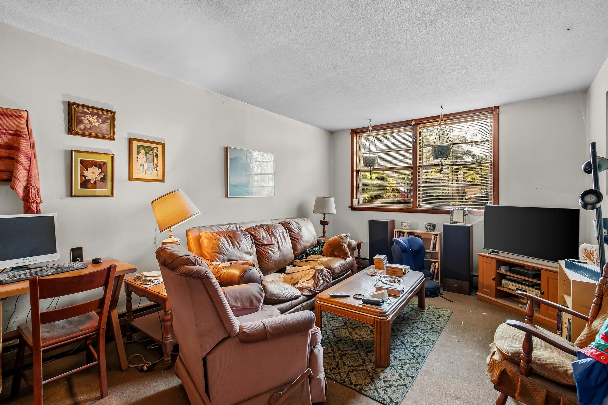 View of Residential Income at 1635 Dayton Avenue, Saint Paul MN 55104, Saint Paul (24 of 53) - Mike Wilen | Minnesota Team Real Estate