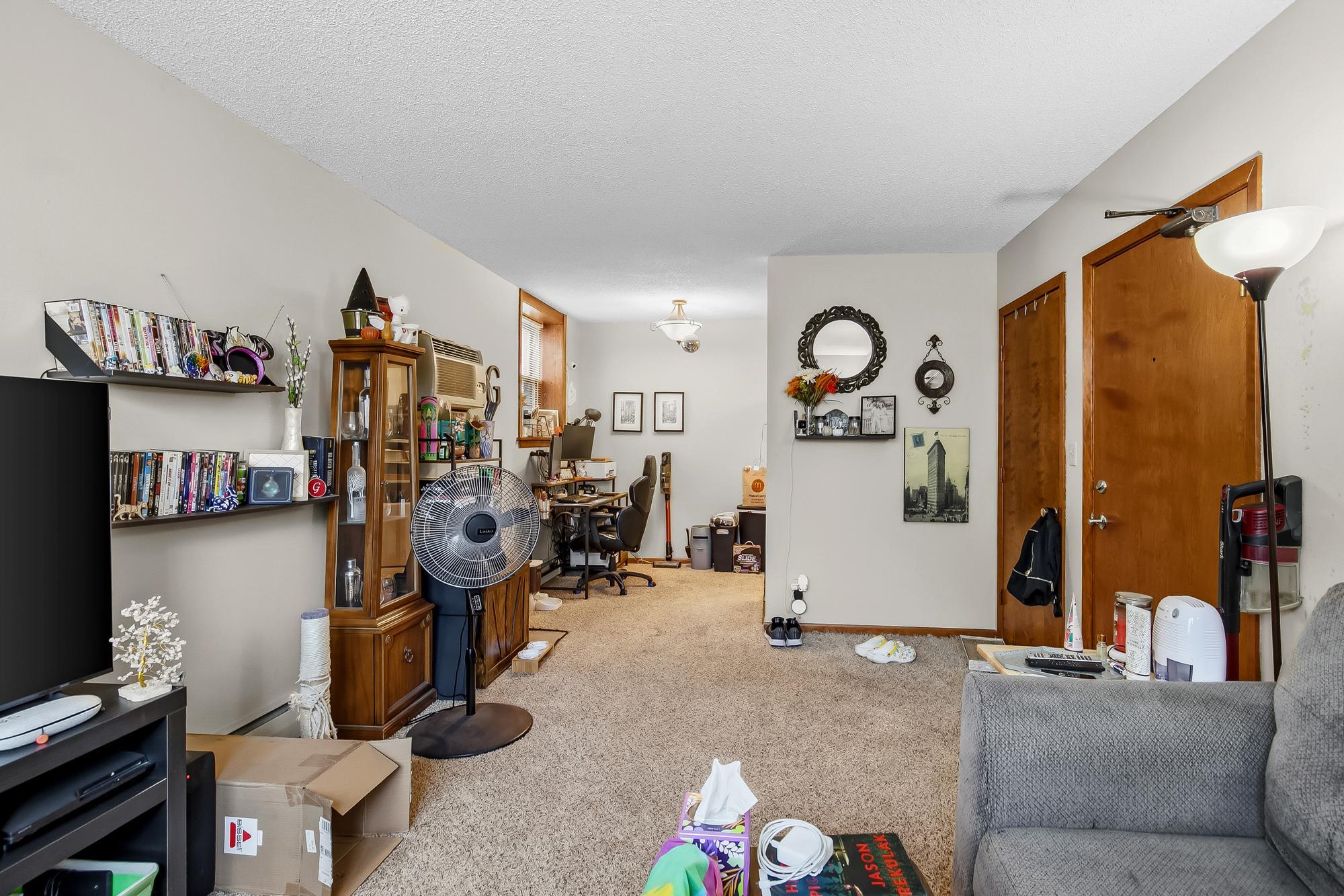 View of Residential Income at 1635 Dayton Avenue, Saint Paul MN 55104, Saint Paul (18 of 53) - Mike Wilen | Minnesota Team Real Estate