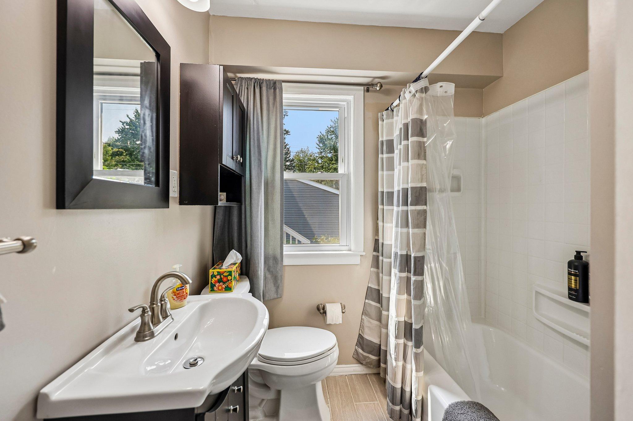 View of Residential at 2920 Florida Avenue, Saint Louis Park MN 55426, Saint Louis Park (17 of 41) - Mike Wilen | Minnesota Team Real Estate