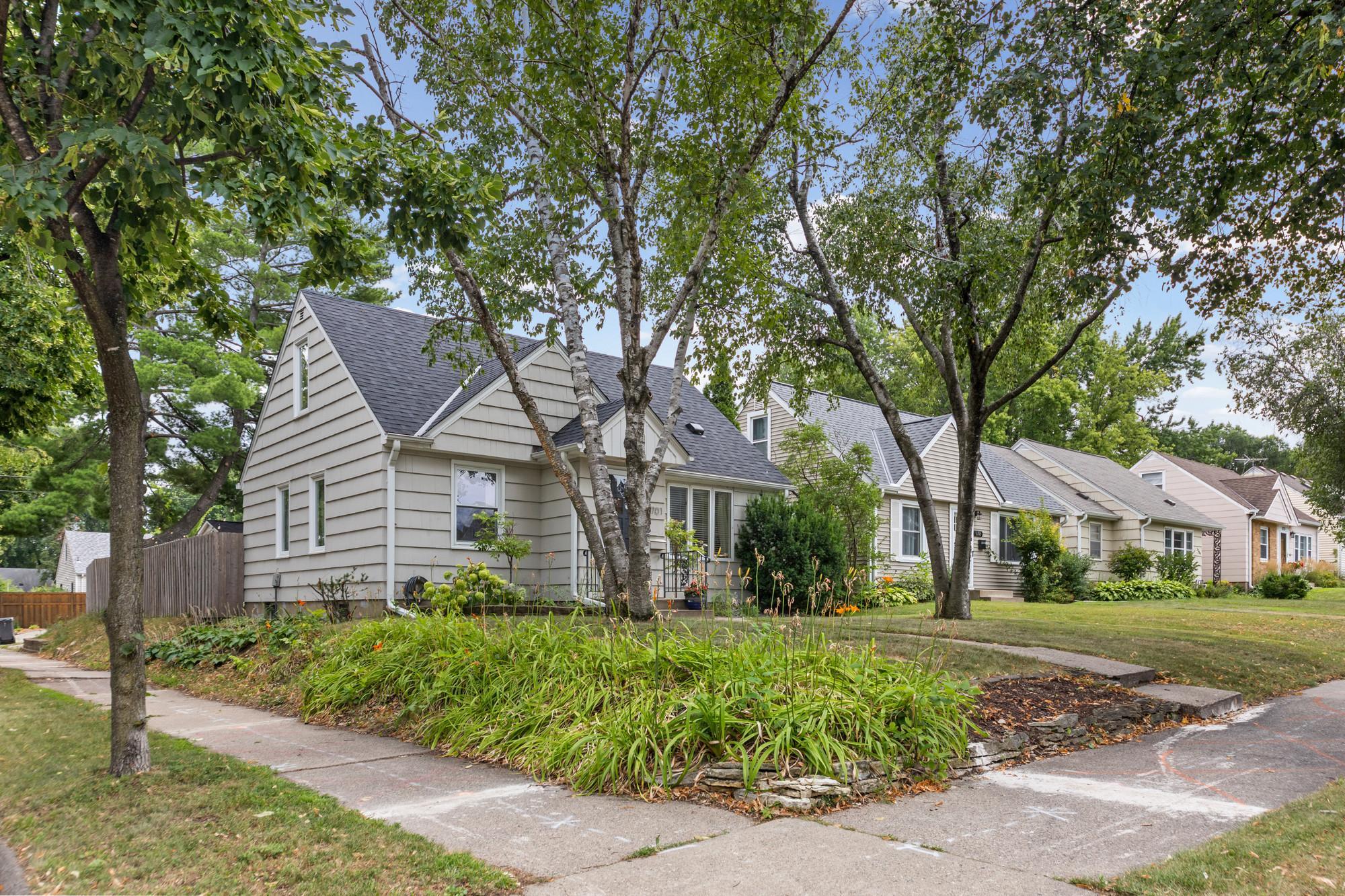 View of Residential at 5701 Vincent Avenue, Minneapolis MN 55410, Minneapolis (4 of 54) - Mike Wilen | Minnesota Team Real Estate