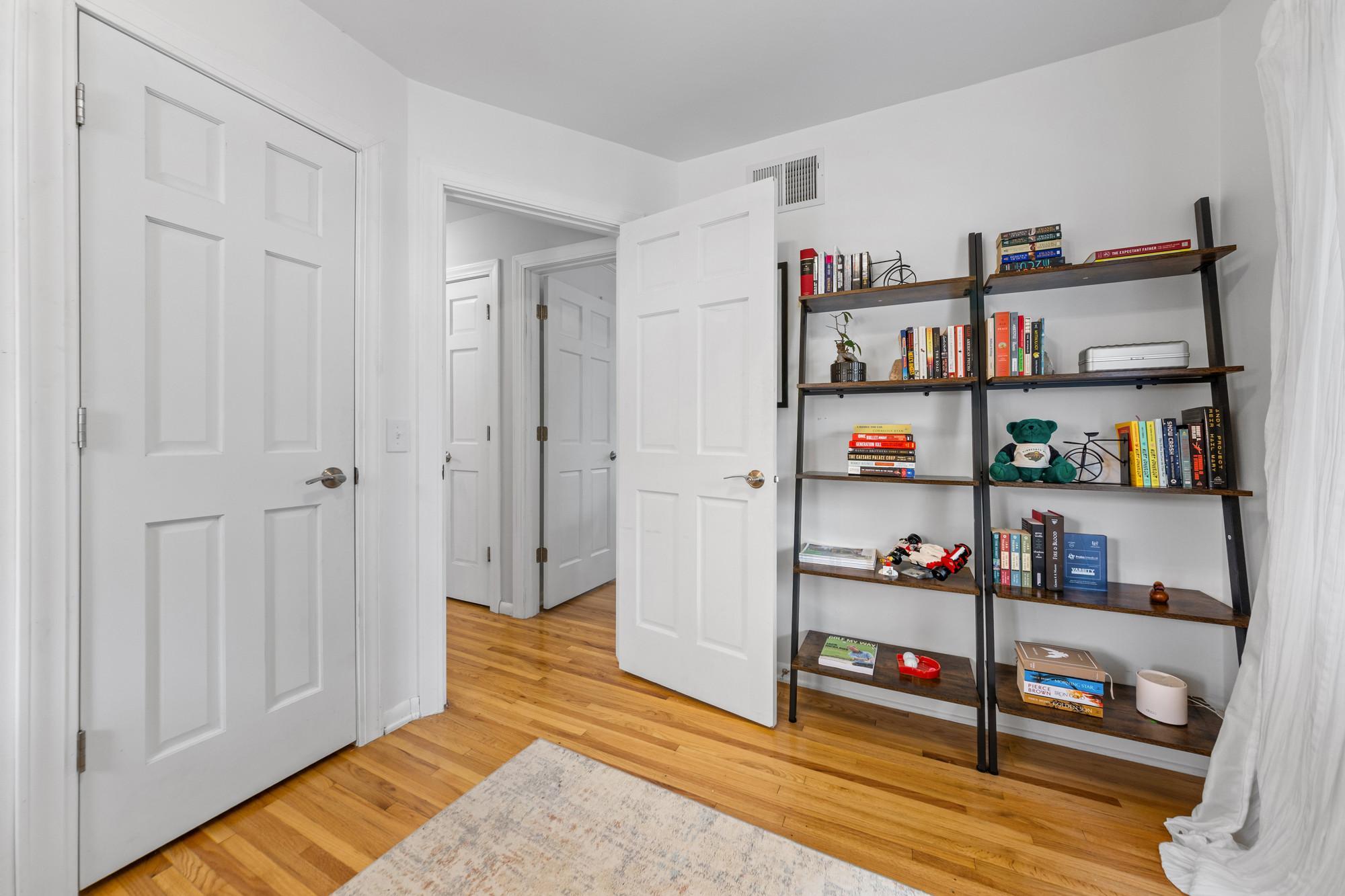 View of Residential at 5701 Vincent Avenue, Minneapolis MN 55410, Minneapolis (24 of 54) - Mike Wilen | Minnesota Team Real Estate