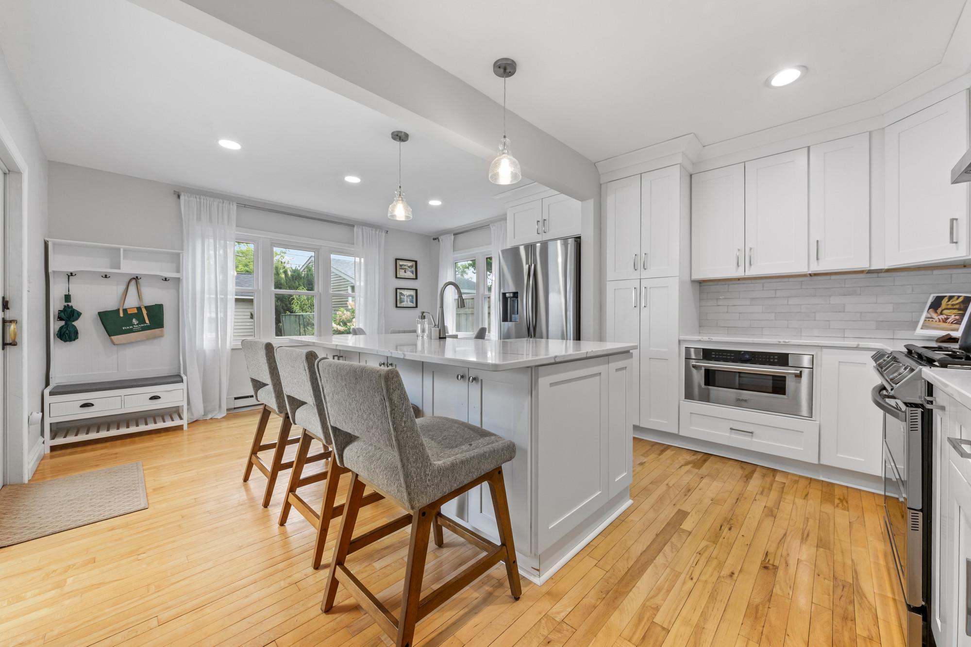 View of Residential at 5701 Vincent Avenue, Minneapolis MN 55410, Minneapolis (18 of 54) - Mike Wilen | Minnesota Team Real Estate