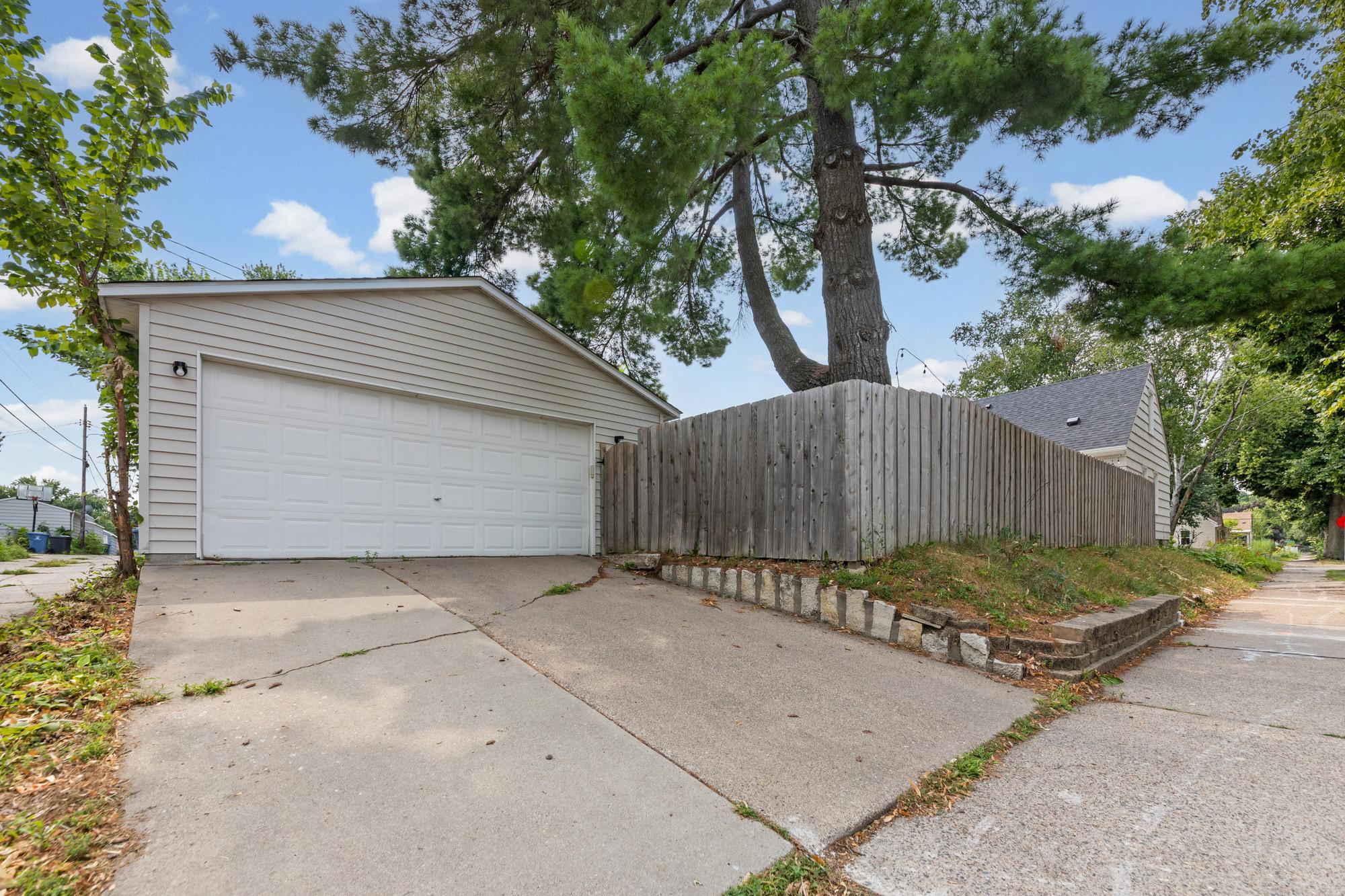 View of Residential at 5701 Vincent Avenue, Minneapolis MN 55410, Minneapolis (50 of 54) - Mike Wilen | Minnesota Team Real Estate