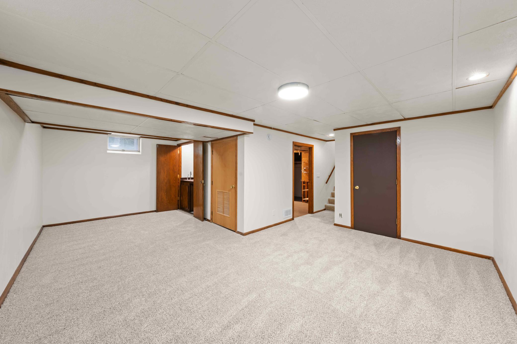 View of Residential at 8233 Nevada Circle, Bloomington MN 55438, Bloomington (26 of 36) - Mike Wilen | Minnesota Team Real Estate