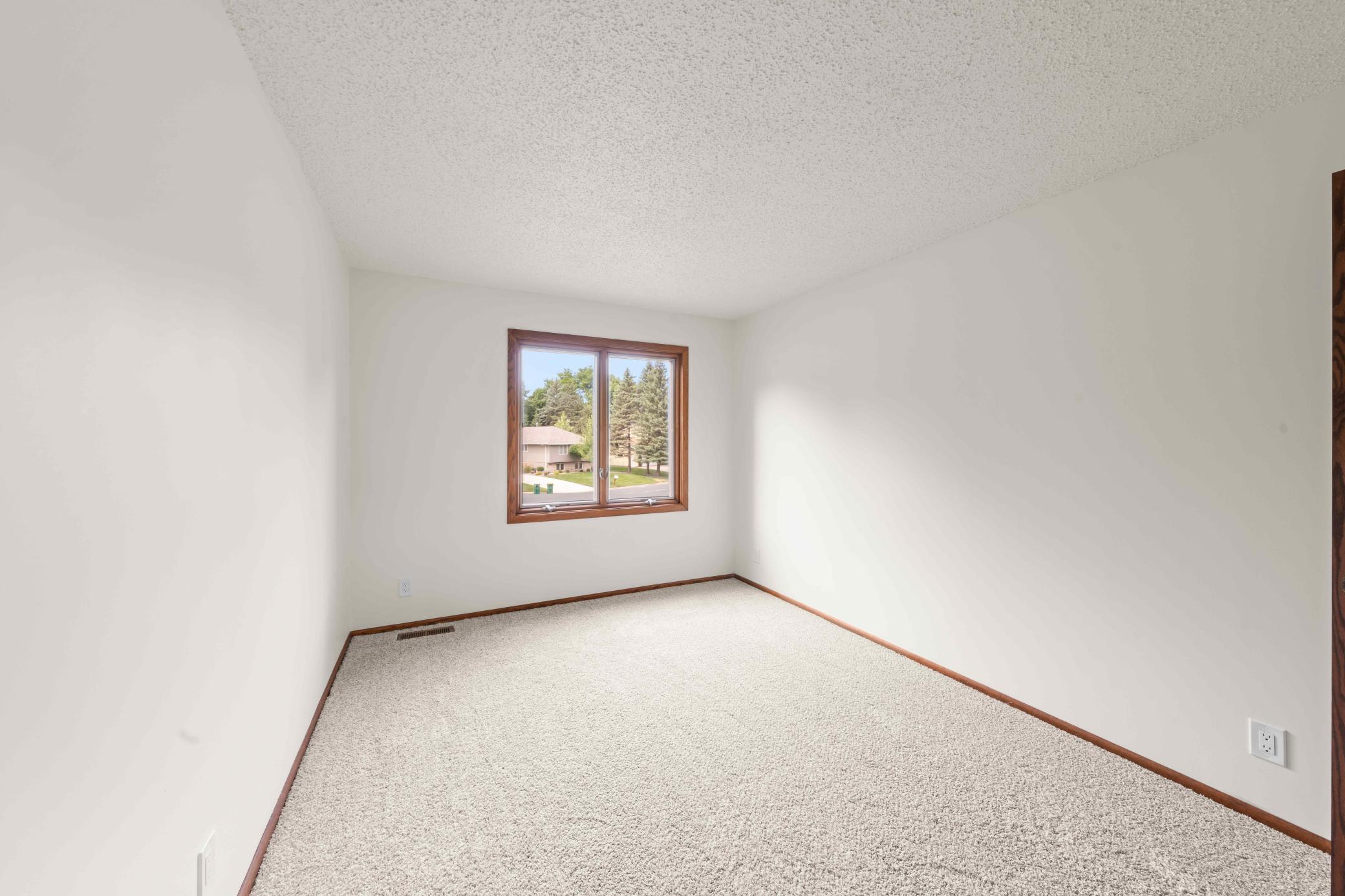 View of Residential at 8233 Nevada Circle, Bloomington MN 55438, Bloomington (23 of 36) - Mike Wilen | Minnesota Team Real Estate