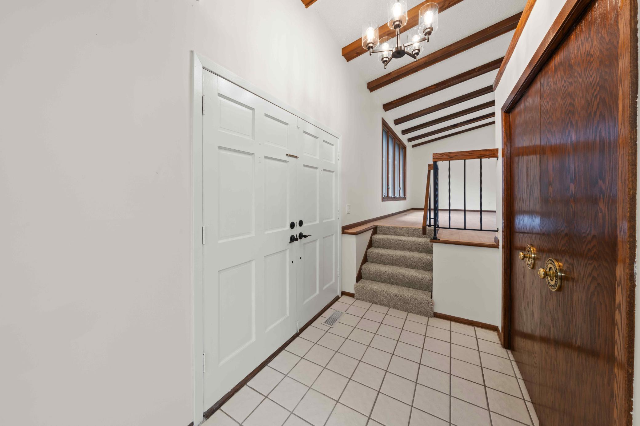 View of Residential at 8233 Nevada Circle, Bloomington MN 55438, Bloomington (7 of 36) - Mike Wilen | Minnesota Team Real Estate