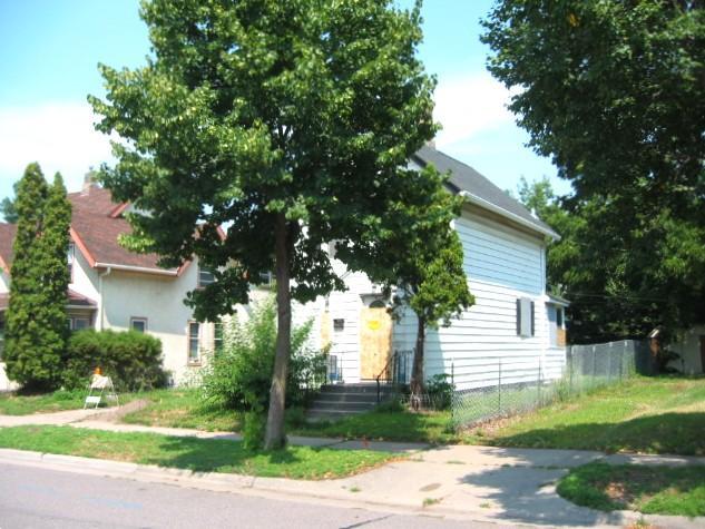 View of Residential at 907 20th Avenue, Minneapolis MN 55418, Minneapolis (26 of 28) - Mike Wilen | Minnesota Team Real Estate