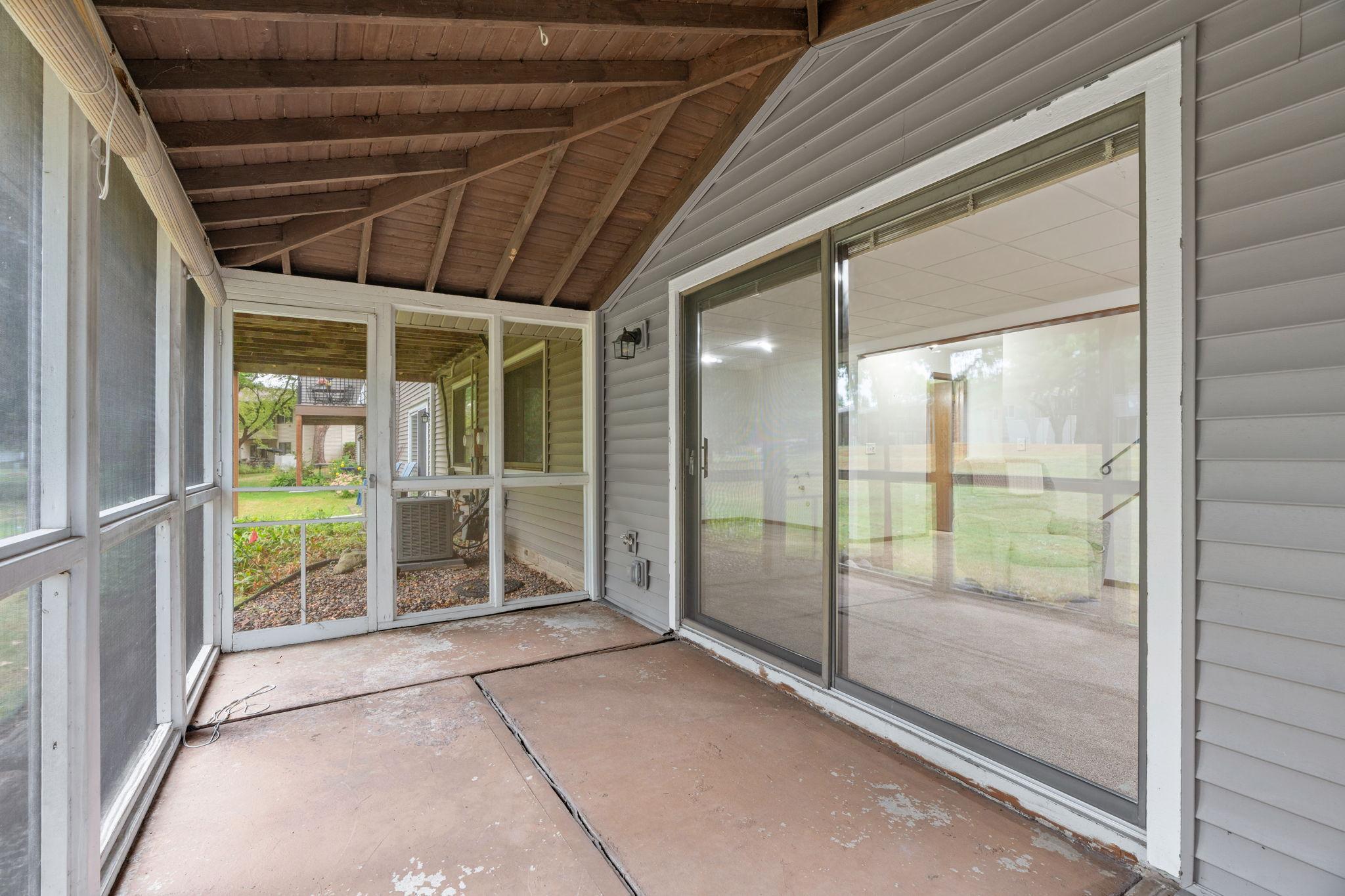 View of Residential at 4135 Shirlee Lane, Shoreview MN 55126, Shoreview (21 of 28) - Mike Wilen | Minnesota Team Real Estate