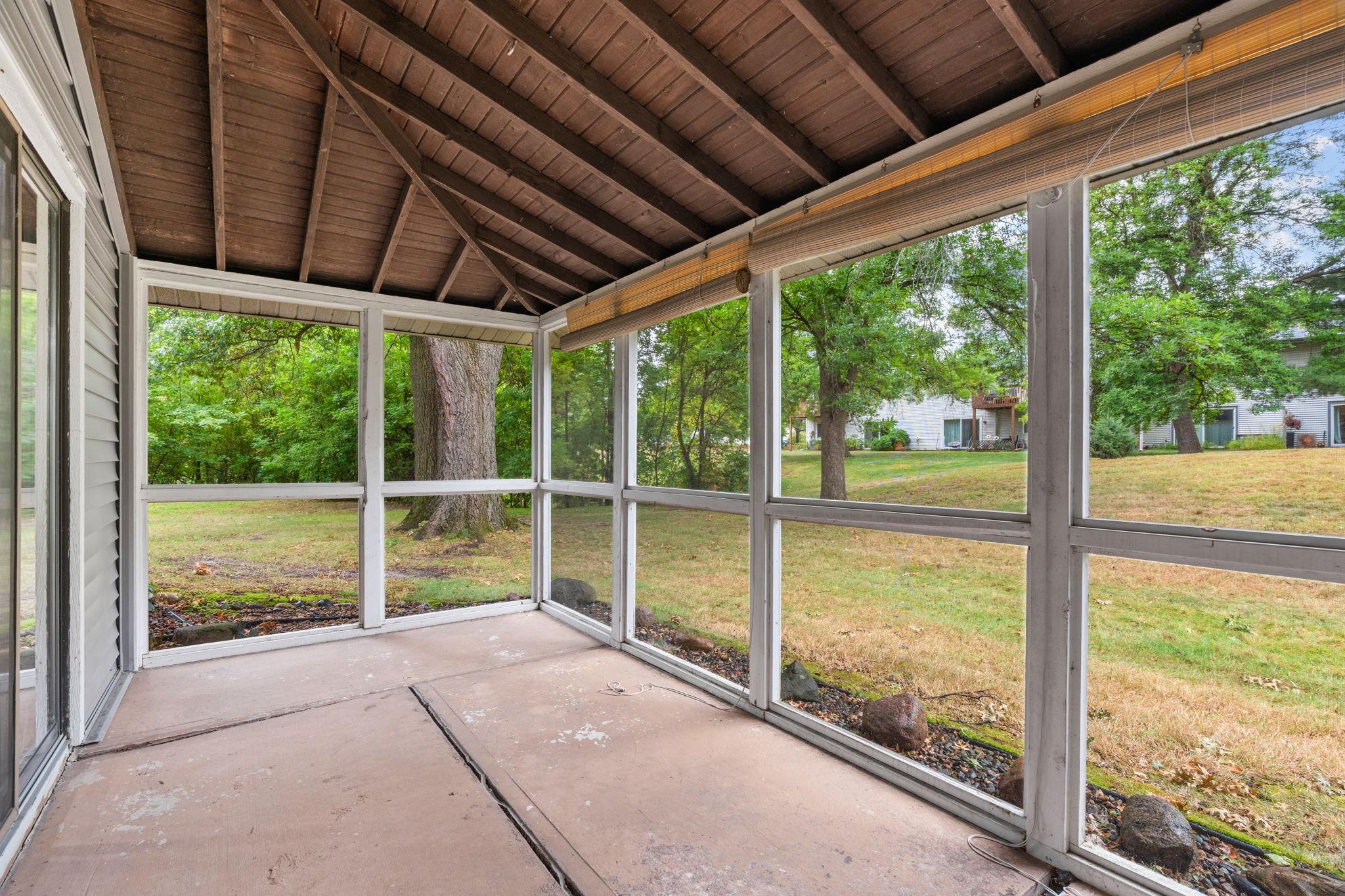 View of Residential at 4135 Shirlee Lane, Shoreview MN 55126, Shoreview (22 of 28) - Mike Wilen | Minnesota Team Real Estate