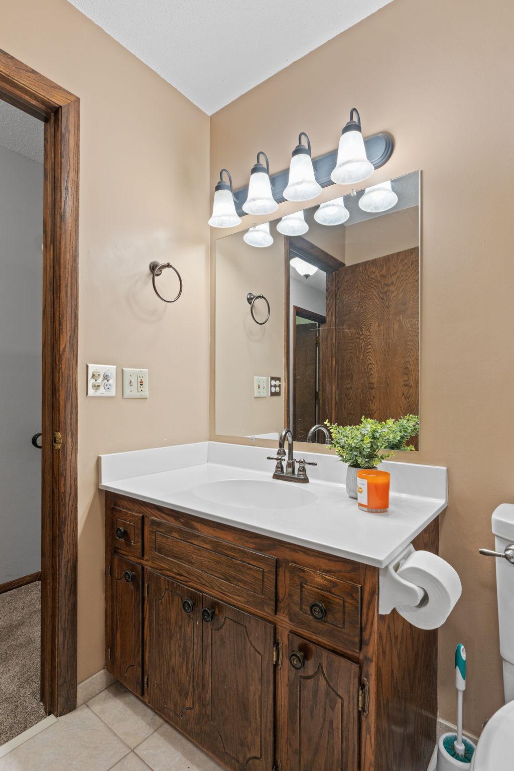 View of Residential at 4135 Shirlee Lane, Shoreview MN 55126, Shoreview (17 of 28) - Mike Wilen | Minnesota Team Real Estate