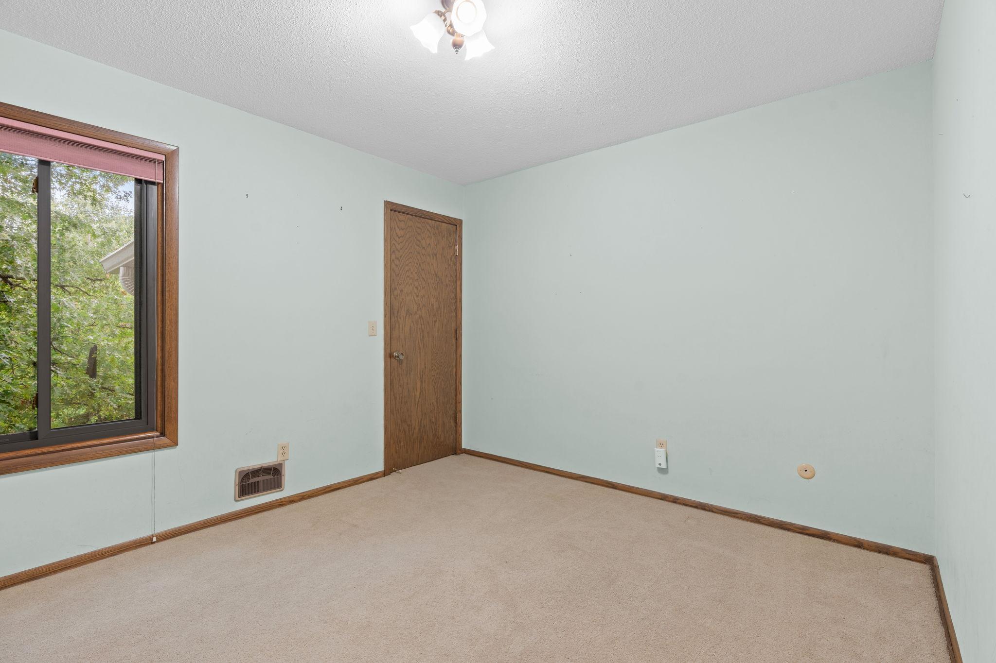 View of Residential at 4135 Shirlee Lane, Shoreview MN 55126, Shoreview (15 of 28) - Mike Wilen | Minnesota Team Real Estate