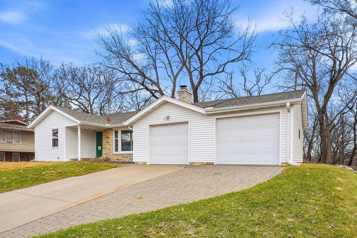 View of Residential at 4015 Wayzata Boulevard, Golden Valley MN 55416, Golden Valley - Mike Wilen | Minnesota Team Real Estate