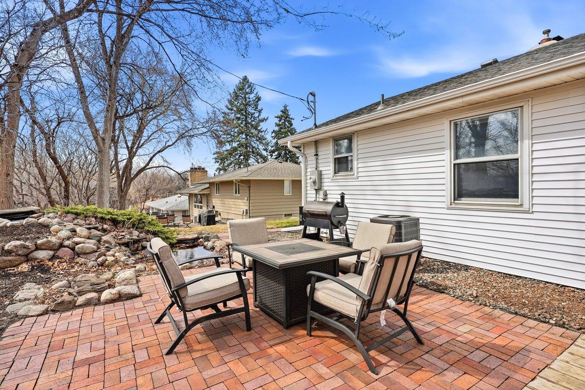 View of Residential at 4015 Wayzata Boulevard, Golden Valley MN 55416, Golden Valley (2 of 38) - Mike Wilen | Minnesota Team Real Estate