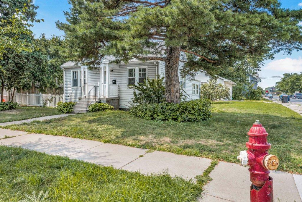 View of Residential at 1175 15th Avenue, Minneapolis MN 55414, Minneapolis (2 of 32) - Mike Wilen | Minnesota Team Real Estate