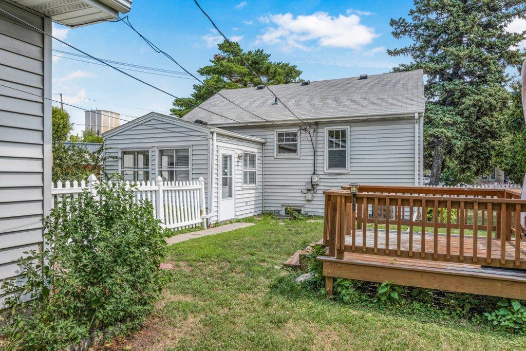 View of Residential at 1175 15th Avenue, Minneapolis MN 55414, Minneapolis (30 of 32) - Mike Wilen | Minnesota Team Real Estate