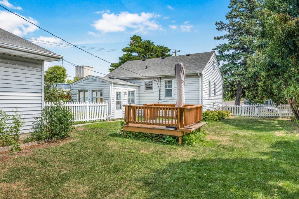 View of Residential at 1175 15th Avenue, Minneapolis MN 55414, Minneapolis (29 of 32) - Mike Wilen | Minnesota Team Real Estate