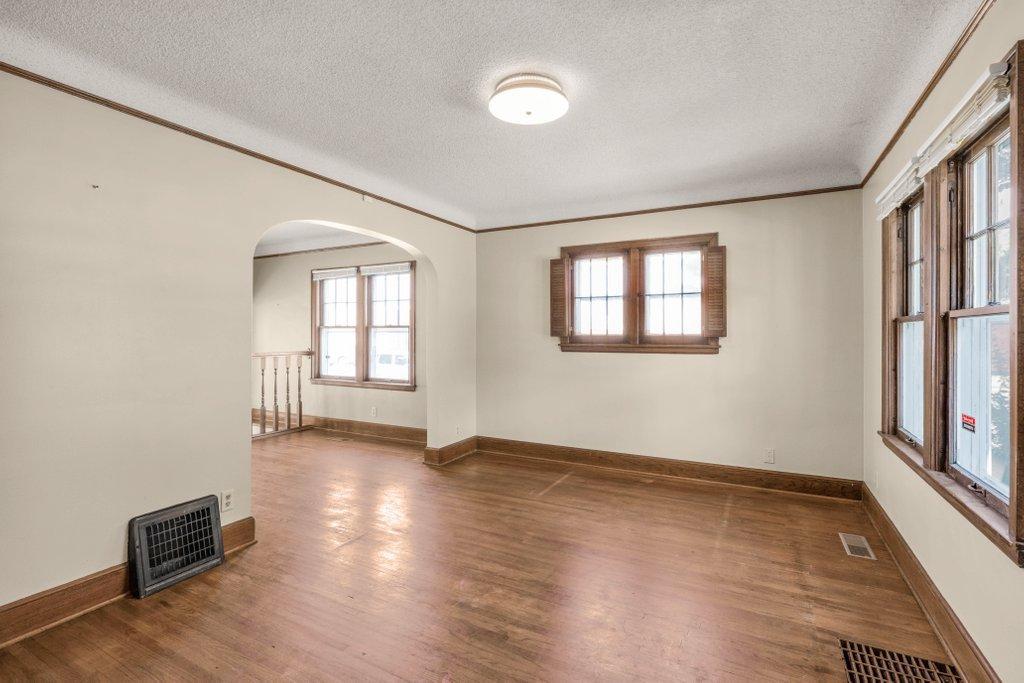 View of Residential at 1175 15th Avenue, Minneapolis MN 55414, Minneapolis (7 of 32) - Mike Wilen | Minnesota Team Real Estate
