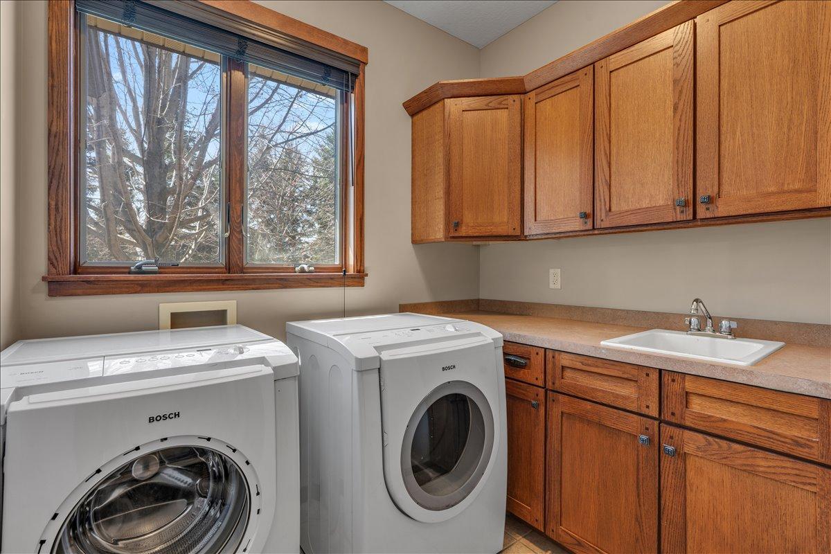 View of Residential at 16931 Lake Drive, Lakeville MN 55044, Lakeville (38 of 61) - Mike Wilen | Minnesota Team Real Estate