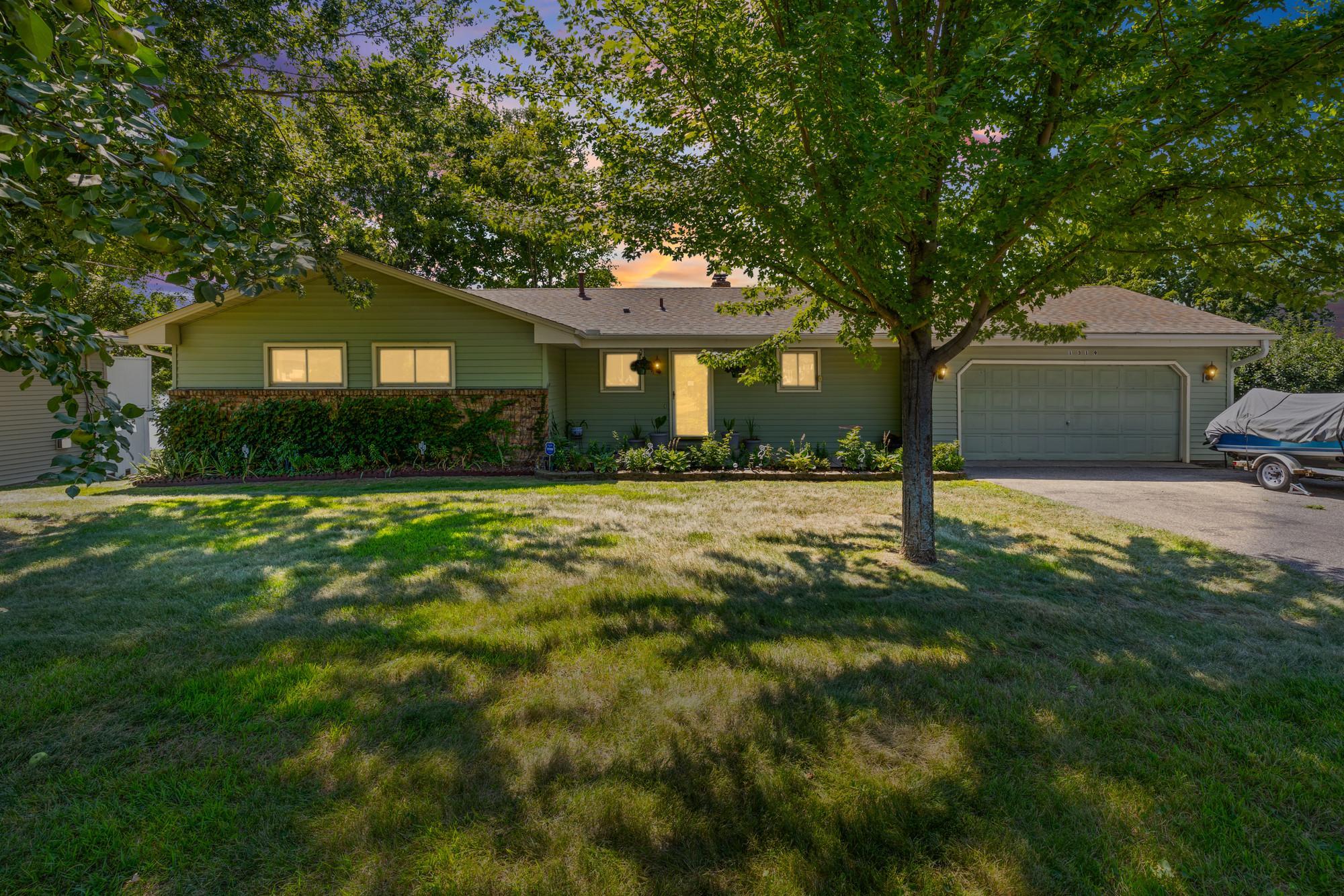 View of Single Family at 1319 30th Street, Buffalo - Mike Wilen | Minnesota Team Real Estate