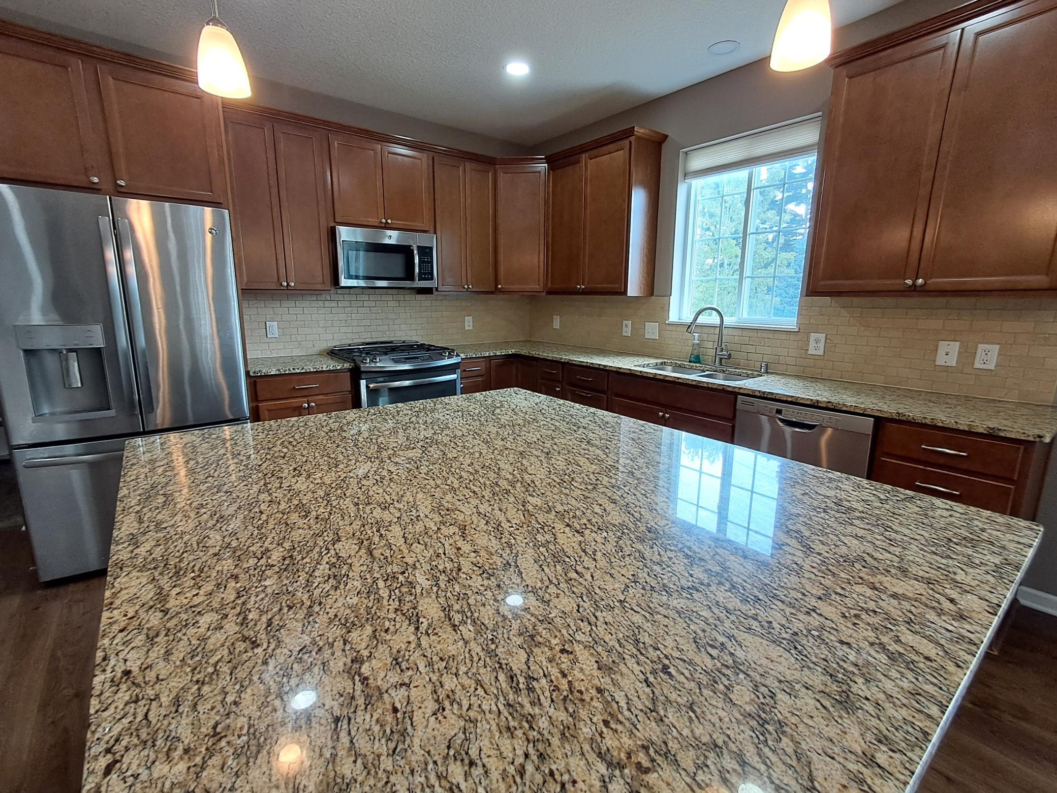 View of Residential at 6483 102nd Avenue, Brooklyn Park MN 55445, Brooklyn Park (14 of 32) - Mike Wilen | Minnesota Team Real Estate