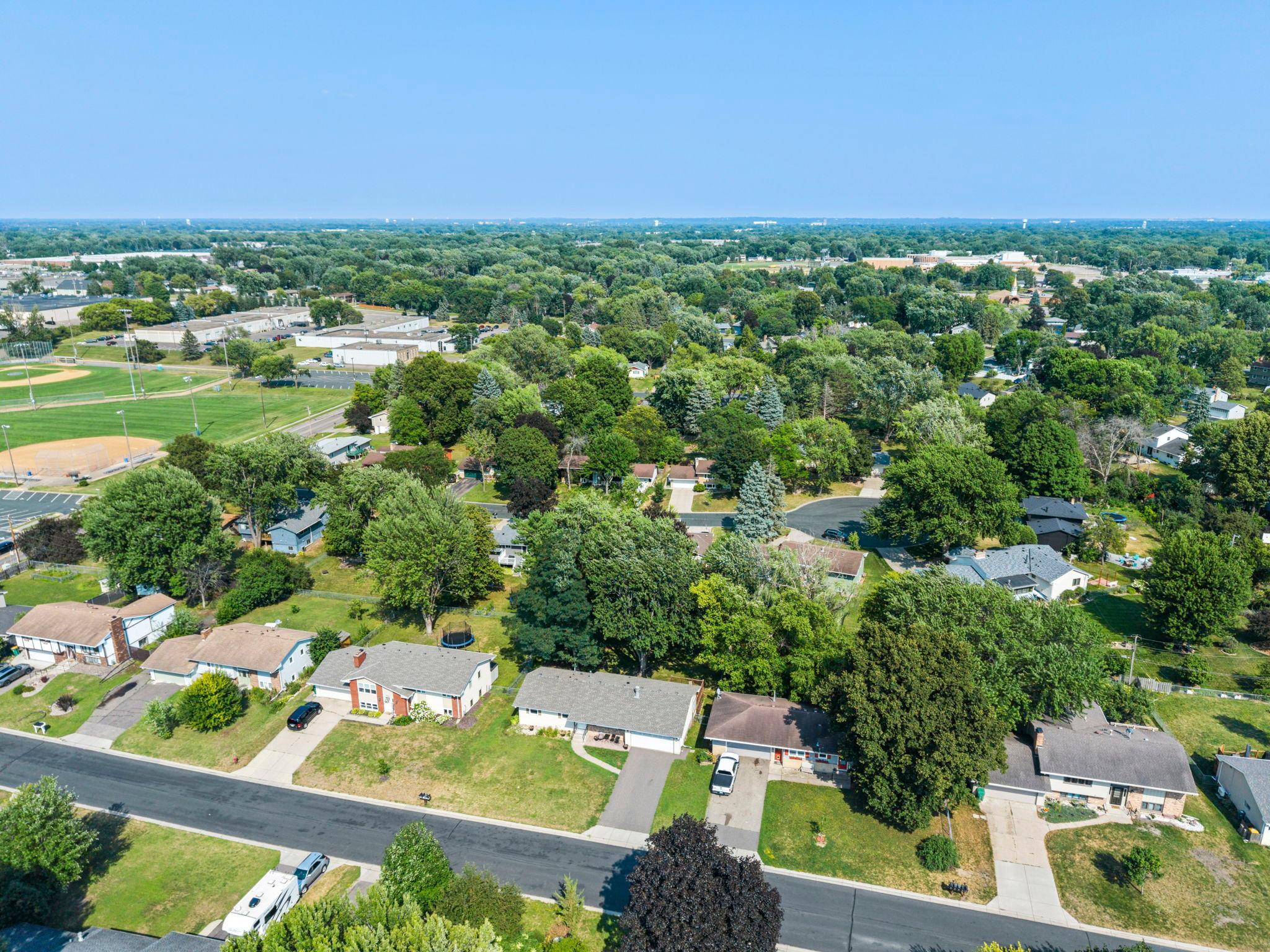 View of Residential at 4832 Flag Avenue, New Hope MN 55428, New Hope (49 of 51) - Mike Wilen | Minnesota Team Real Estate