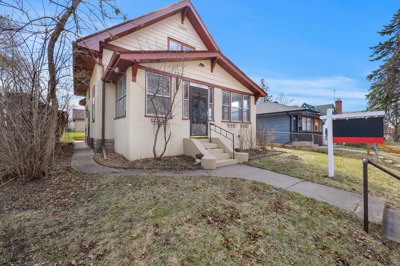 View of Residential at 3526 James Avenue, Minneapolis MN 55412, Minneapolis (23 of 29) - Mike Wilen | Minnesota Team Real Estate