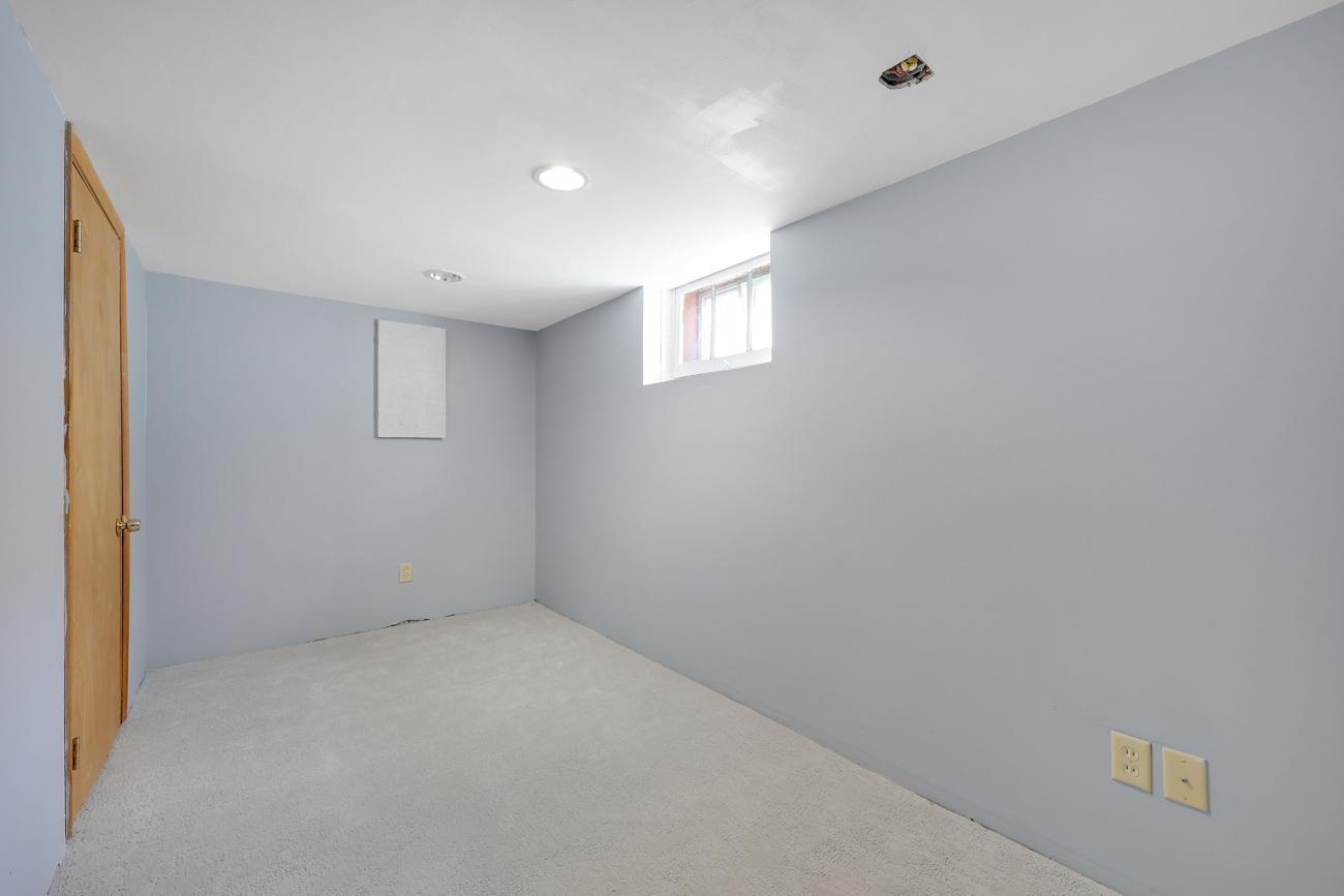View of Residential at 3526 James Avenue, Minneapolis MN 55412, Minneapolis (22 of 29) - Mike Wilen | Minnesota Team Real Estate