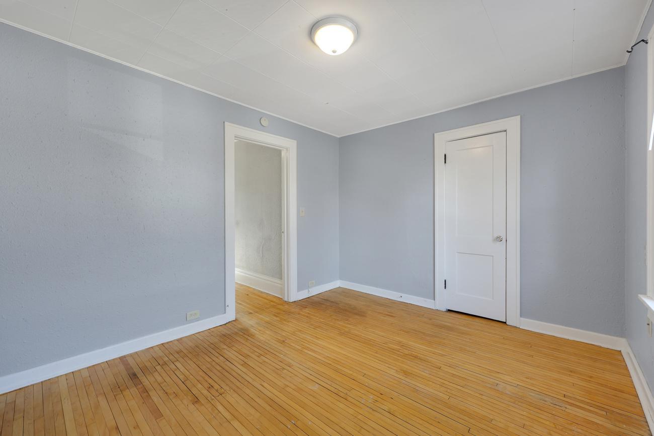 View of Residential at 3526 James Avenue, Minneapolis MN 55412, Minneapolis (18 of 29) - Mike Wilen | Minnesota Team Real Estate