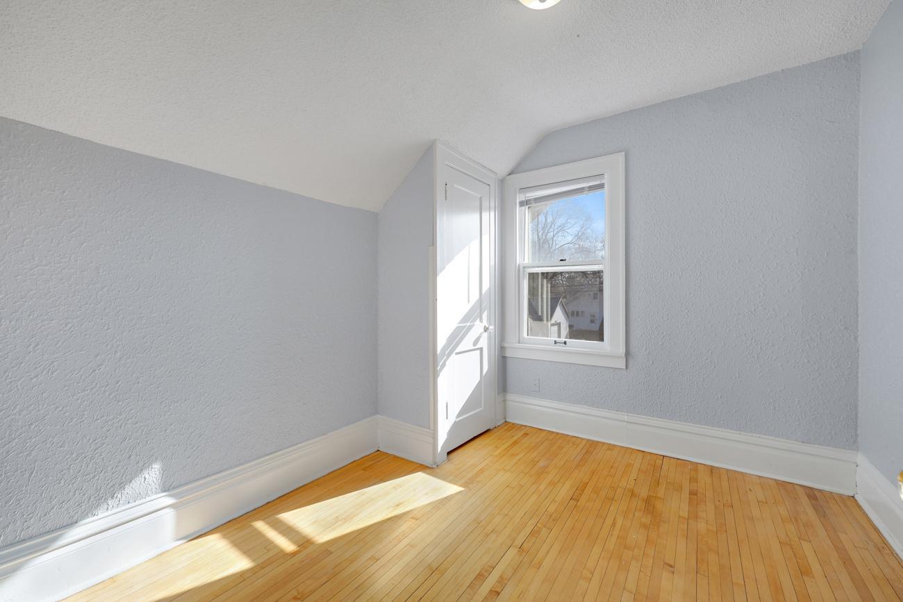 View of Residential at 3526 James Avenue, Minneapolis MN 55412, Minneapolis (14 of 29) - Mike Wilen | Minnesota Team Real Estate