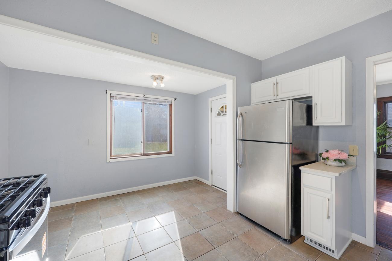 View of Residential at 3526 James Avenue, Minneapolis MN 55412, Minneapolis (11 of 29) - Mike Wilen | Minnesota Team Real Estate