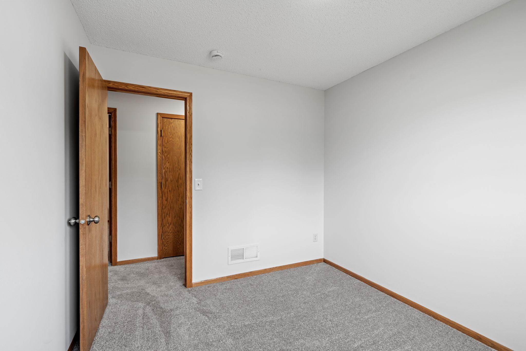 View of Residential at 2624 94th Avenue, Brooklyn Park MN 55444, Brooklyn Park (18 of 42) - Mike Wilen | Minnesota Team Real Estate