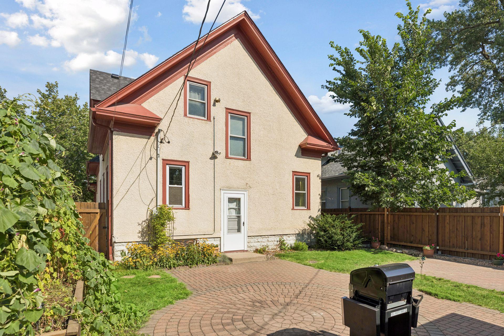 View of Residential at 4027 Penn Avenue, Minneapolis MN 55412, Minneapolis (39 of 43) - Mike Wilen | Minnesota Team Real Estate