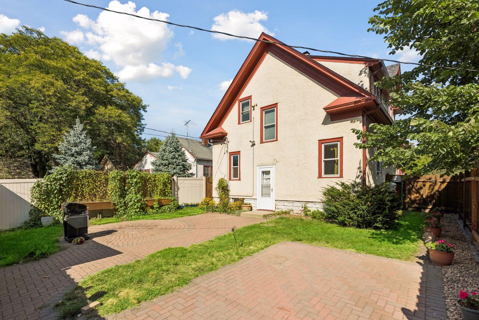 View of Residential at 4027 Penn Avenue, Minneapolis MN 55412, Minneapolis (37 of 43) - Mike Wilen | Minnesota Team Real Estate