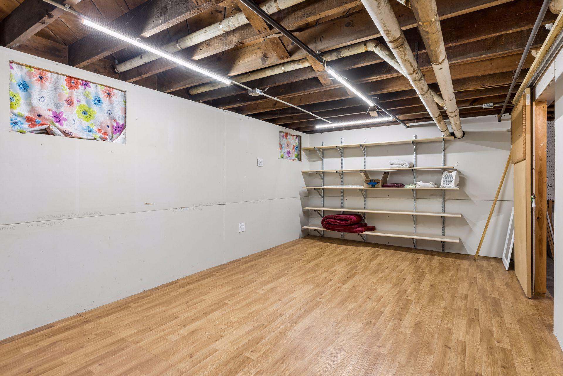 View of Residential at 4027 Penn Avenue, Minneapolis MN 55412, Minneapolis (35 of 43) - Mike Wilen | Minnesota Team Real Estate
