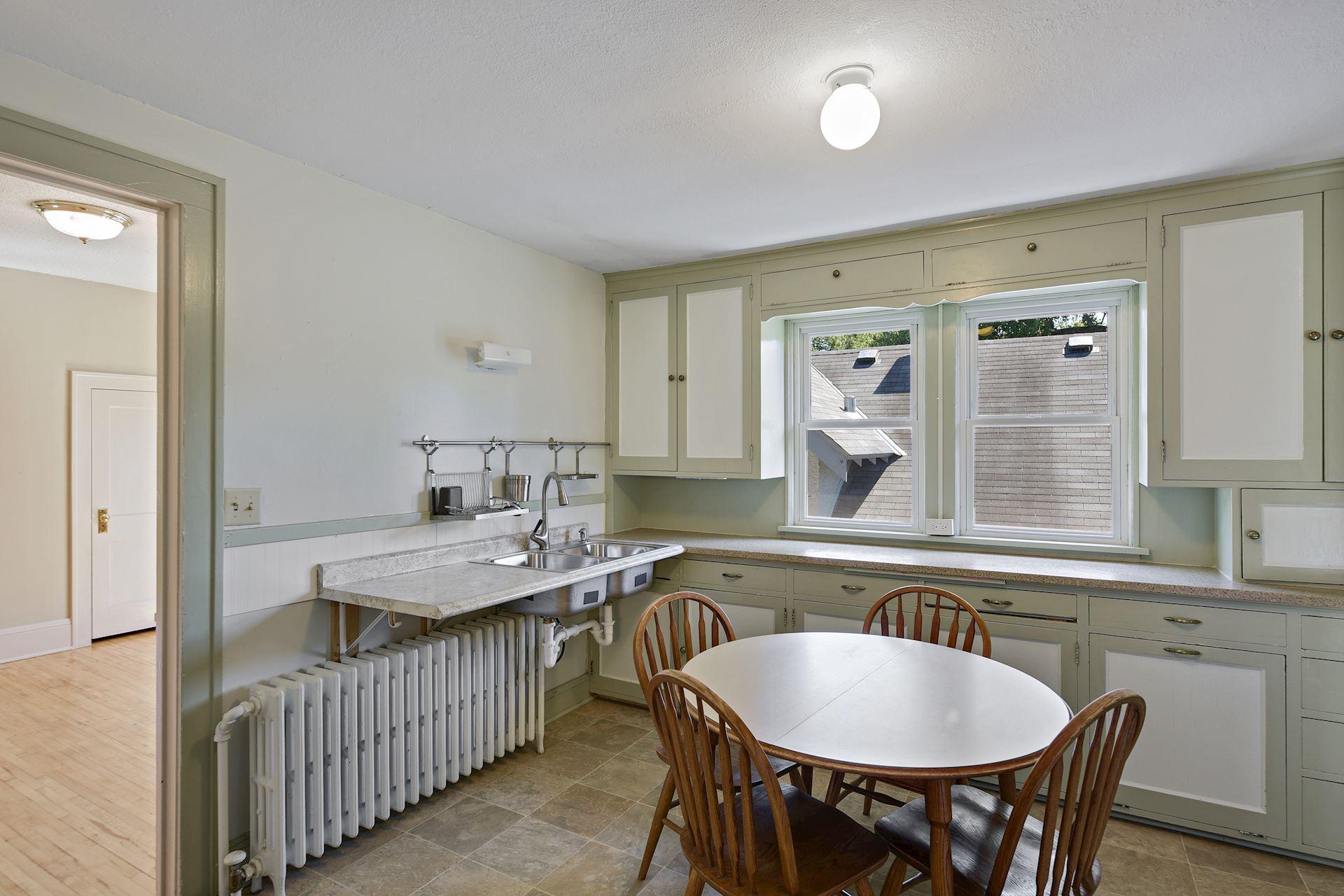 View of Residential at 4027 Penn Avenue, Minneapolis MN 55412, Minneapolis (22 of 43) - Mike Wilen | Minnesota Team Real Estate