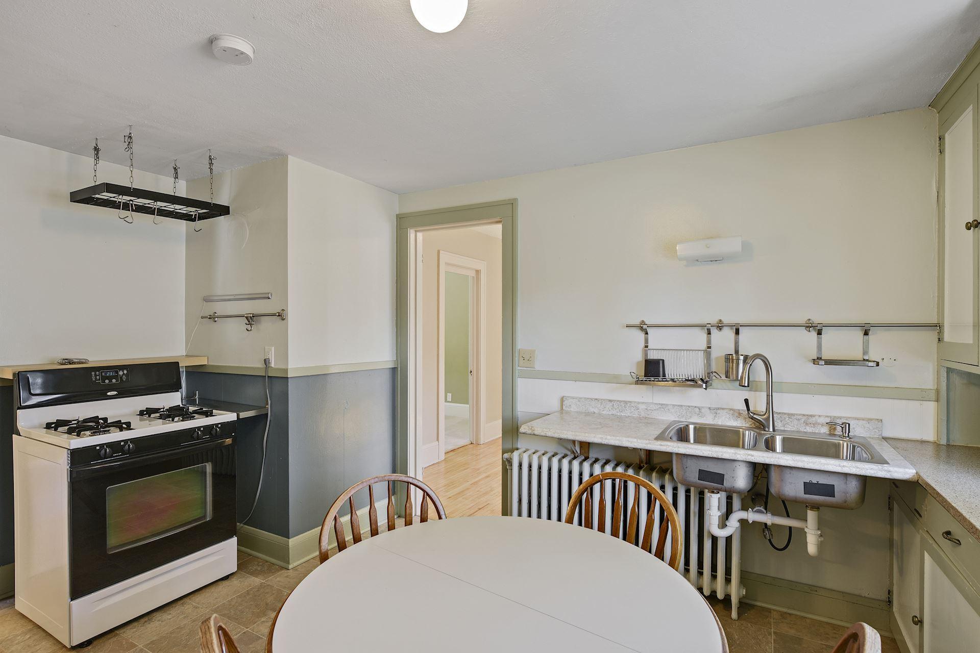 View of Residential at 4027 Penn Avenue, Minneapolis MN 55412, Minneapolis (24 of 43) - Mike Wilen | Minnesota Team Real Estate