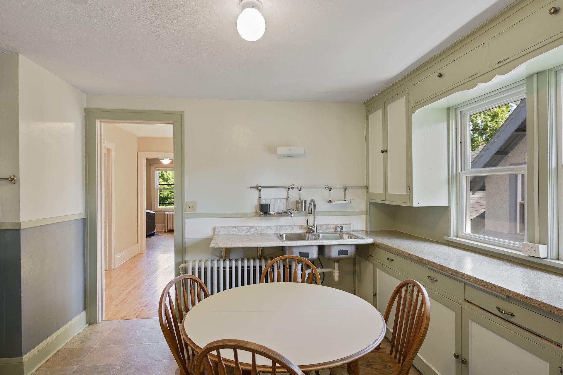 View of Residential at 4027 Penn Avenue, Minneapolis MN 55412, Minneapolis (23 of 43) - Mike Wilen | Minnesota Team Real Estate